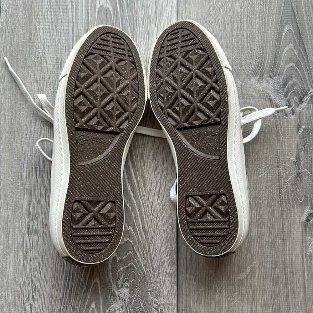 Patterned Converse - Picture 2 of 5